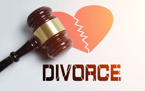 未婚先孕出生证明能查到名字吗